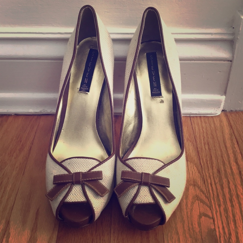 Steven By Steve Madden Canvas And Leather Heel - image 1